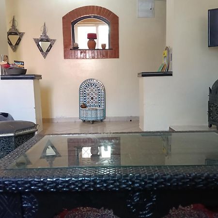 Charmant Appartement Dans Un Quartier Chic Et Calme Marrakesh Exterior foto