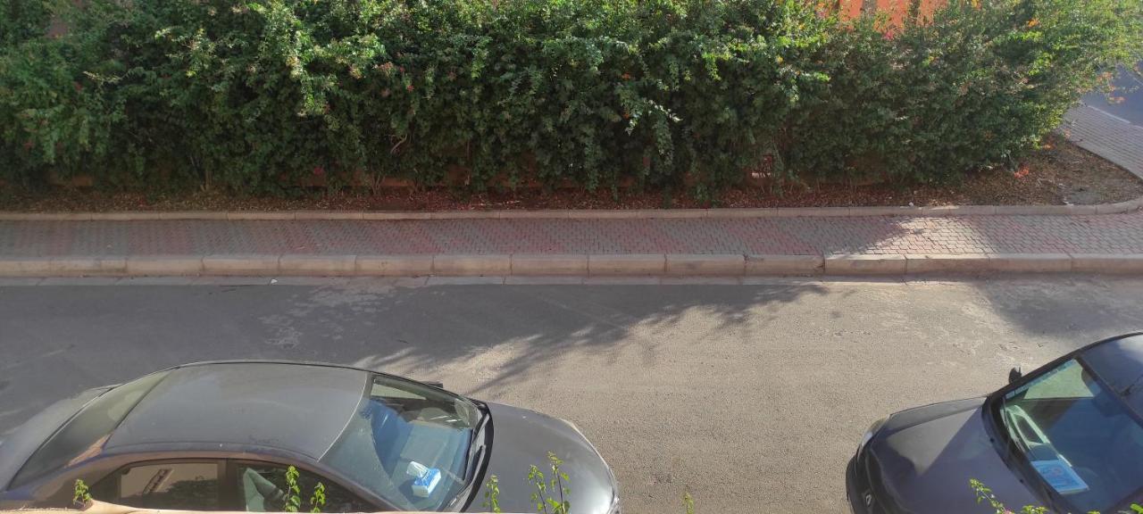 Charmant Appartement Dans Un Quartier Chic Et Calme Marrakesh Exterior foto